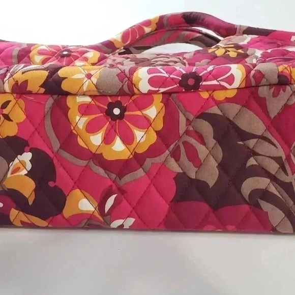 Vera Bradley rare Carnaby cupcakes Gabby handbag retired pattern like new! - Picture 2 of 4